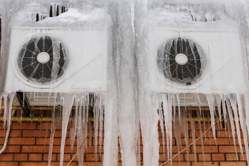 Is Your Thermostat Causing Your AC to Freeze Up in Aledo?